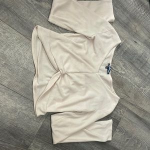 Long sleeve cropped top